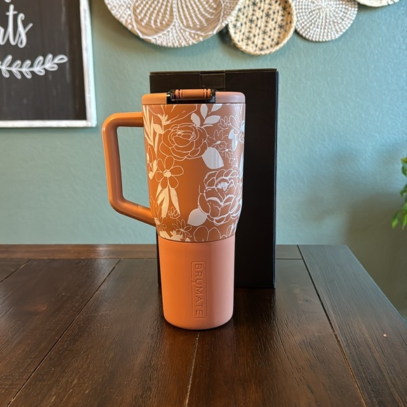 Brumate Holley Gabrielle 35oz Muv Bloom Collection Limited Tumbler! New! - Picture 2 of 5